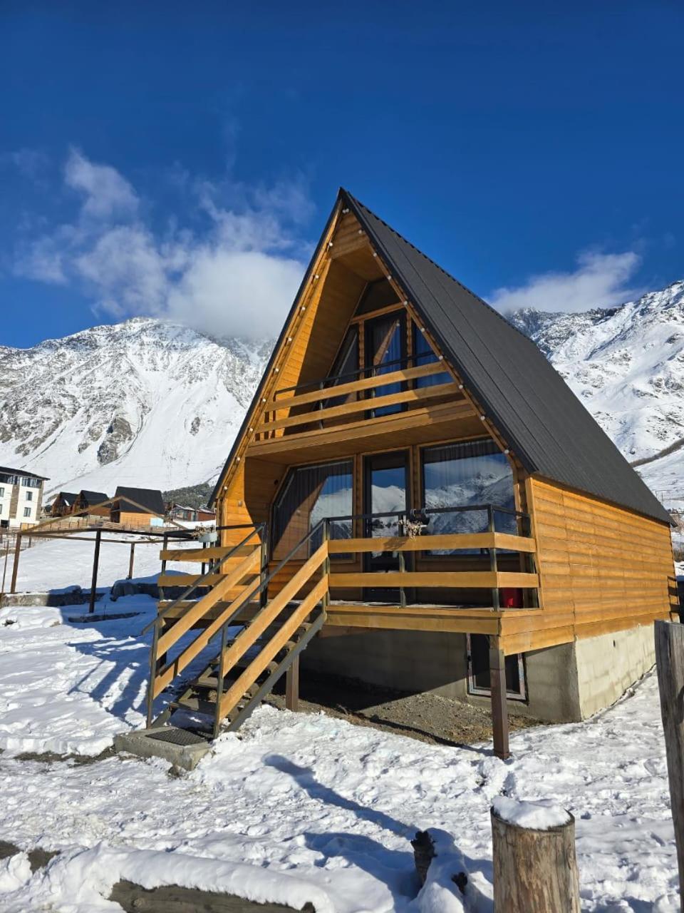 Ferienwohnung Kazbegi Folk Exterior foto